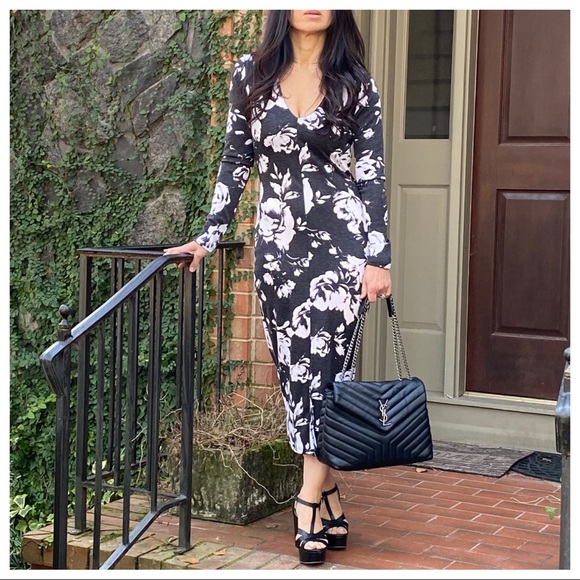 ✨LAST ONE✨Beautiful bodycom midi dress - Picture 6 of 6